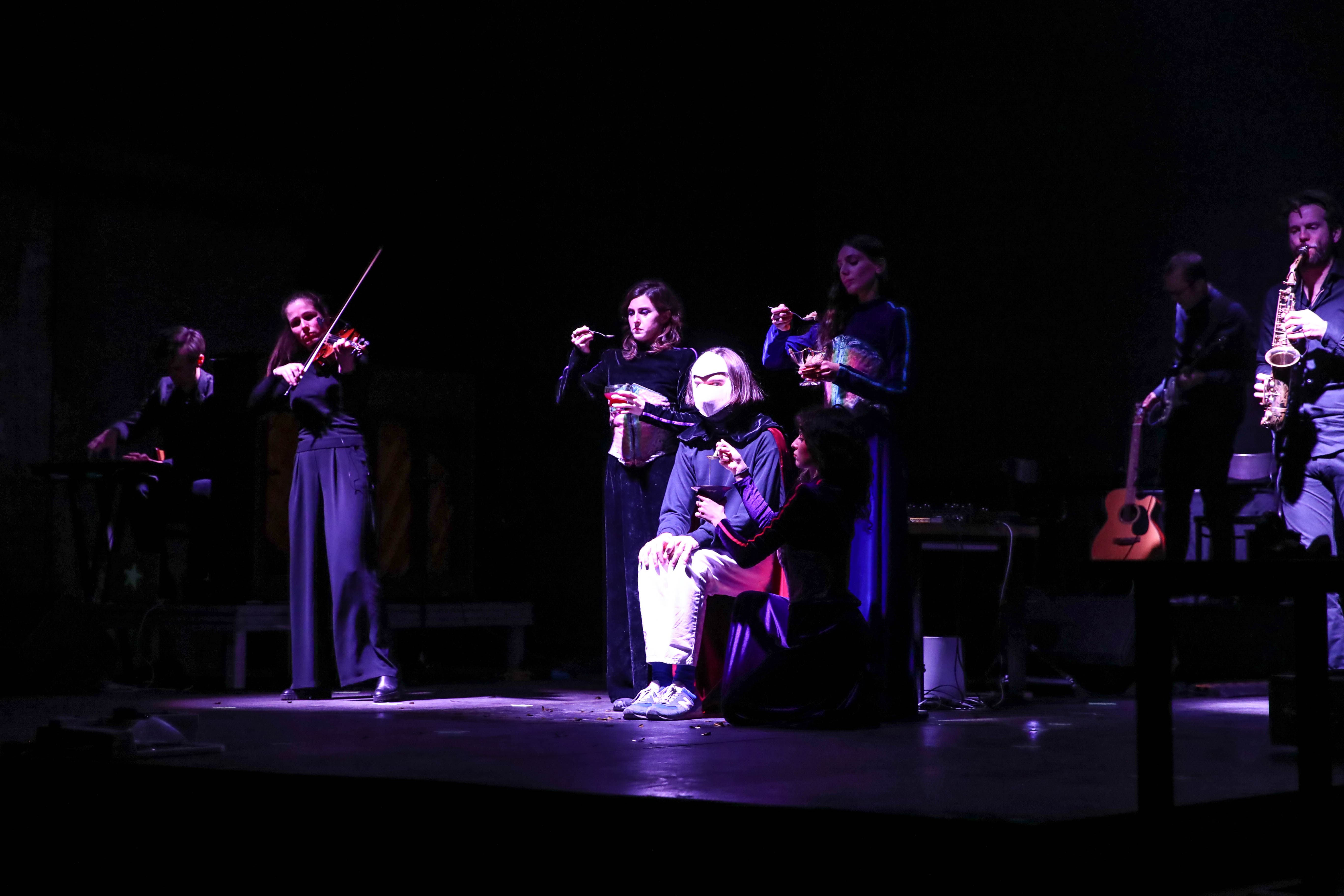 hamlet production photo 1